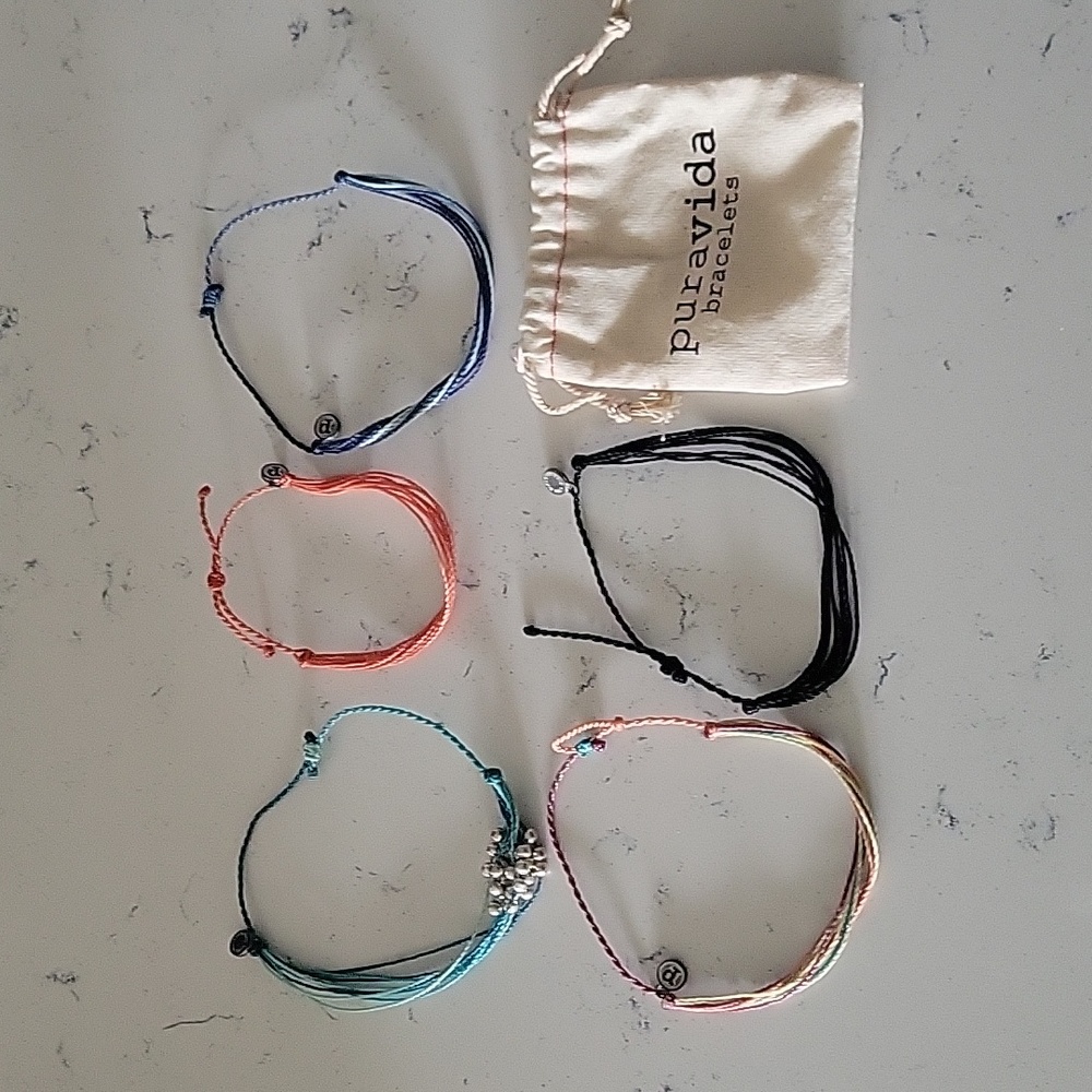5 Pura Vida Bracelets